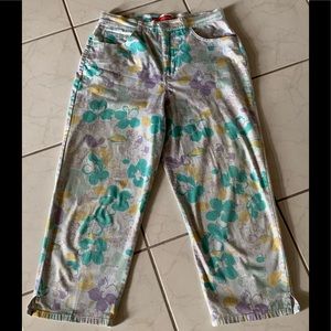 Gloria Vanderbilt Capri Pants